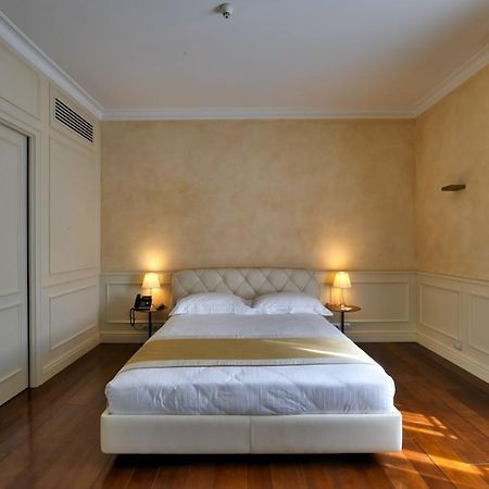 Hotel Rua Frati 48 In San Francesco Modena Bagian luar foto