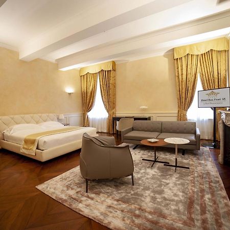 Hotel Rua Frati 48 In San Francesco Modena Bagian luar foto