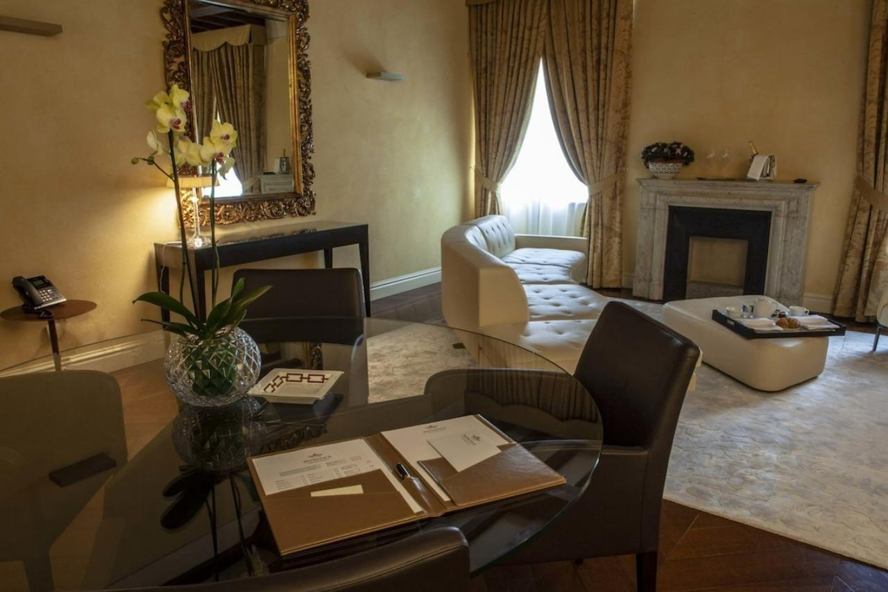 Hotel Rua Frati 48 In San Francesco Modena Bagian luar foto