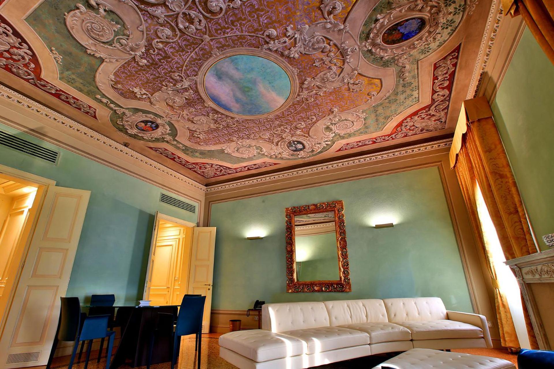 Hotel Rua Frati 48 In San Francesco Modena Bagian luar foto