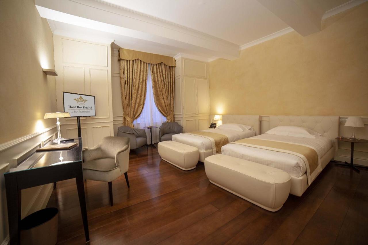 Hotel Rua Frati 48 In San Francesco Modena Bagian luar foto