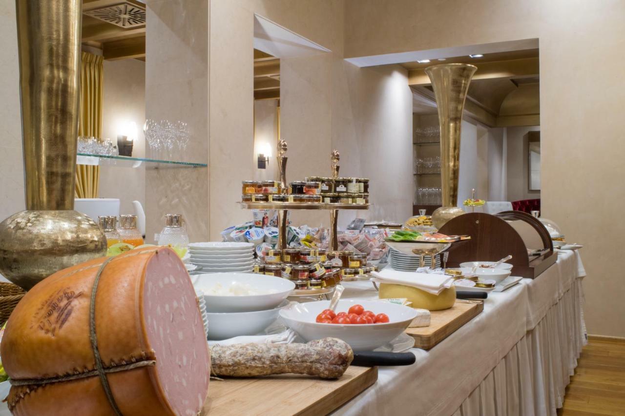 Hotel Rua Frati 48 In San Francesco Modena Bagian luar foto